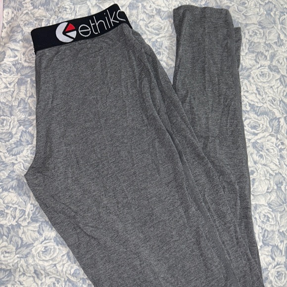 Ethika Leggings - Picture 1 of 2